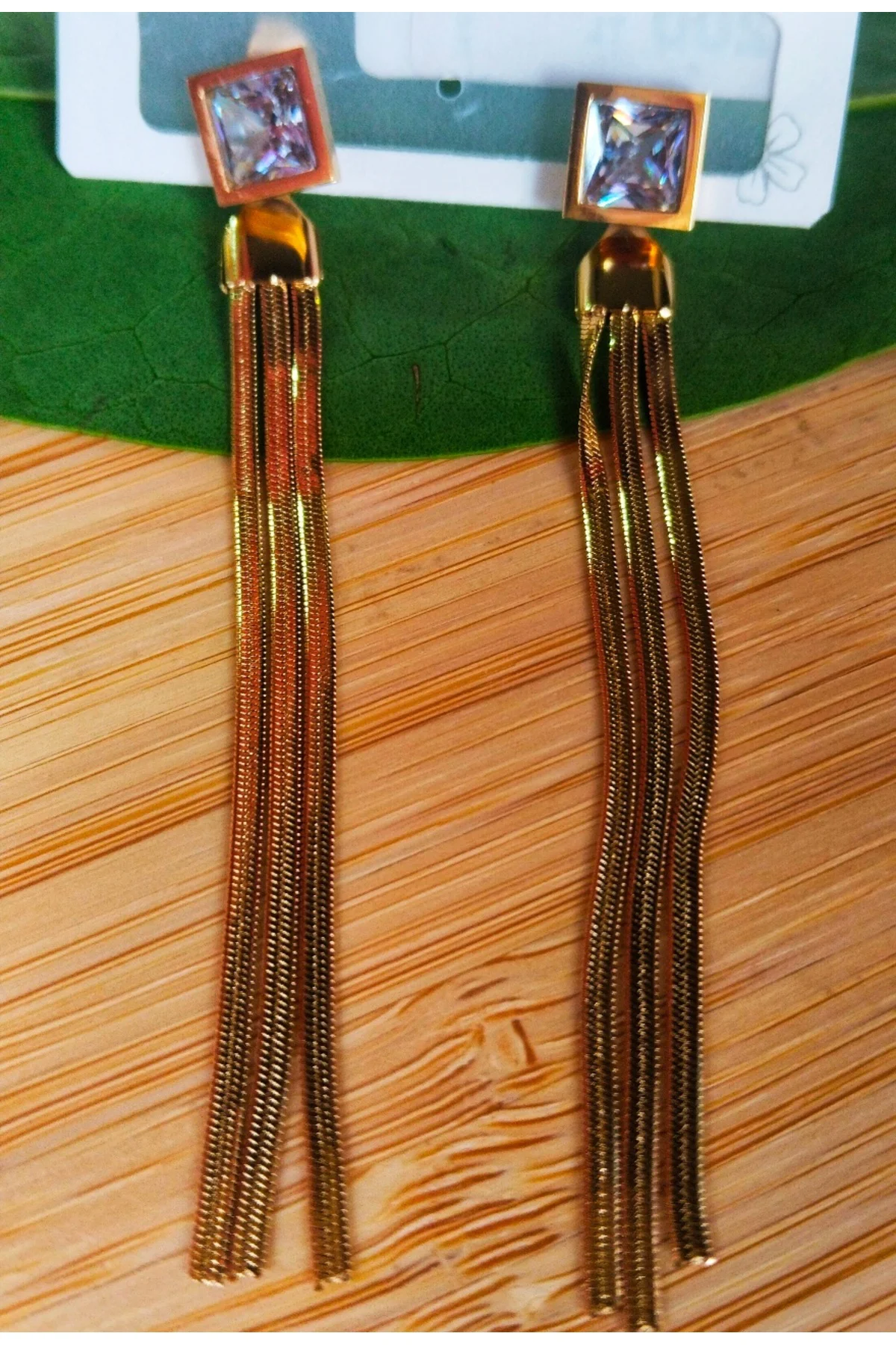 Gold Renk Sallantılı Figürlü Lüks Abiye Küpe
