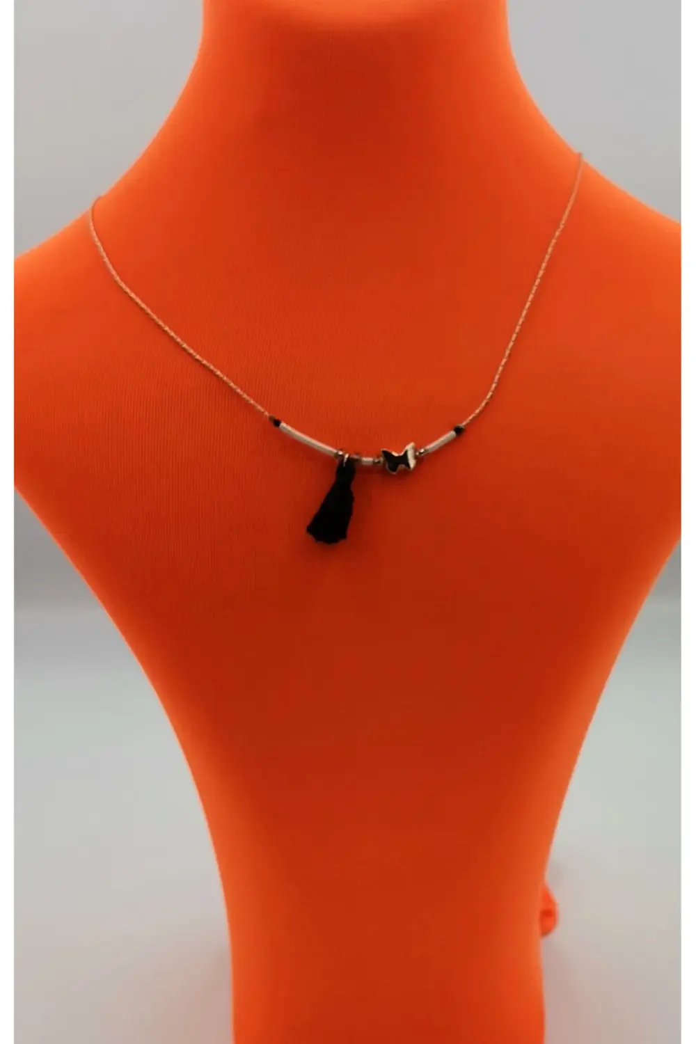 Gold Renk Zincir Figürlü Kararmaz Özel Tasarım Kolye