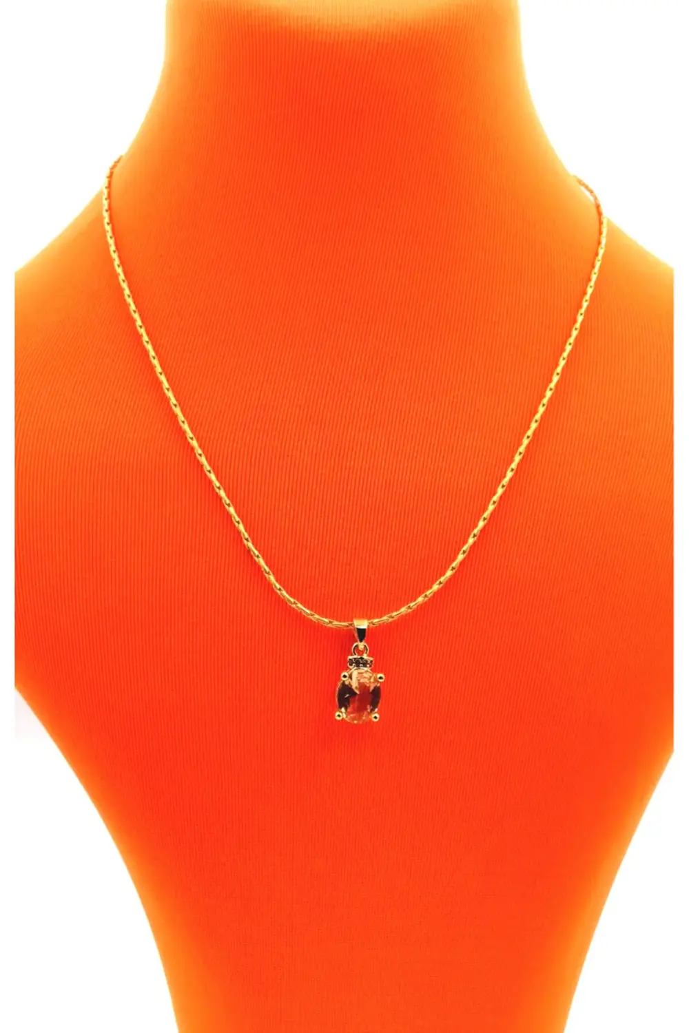 Gold Renk Zincir Figürlü Kararmaz Özel Tasarım Kolye