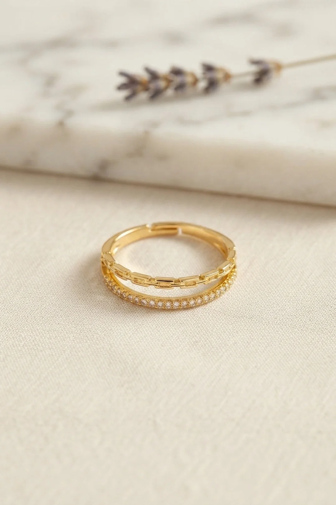 Gold Renk Zincir ve Zirkon Taşlı Model Kadın Yüzük Fiyatı, Yorumları ve Özellikleri