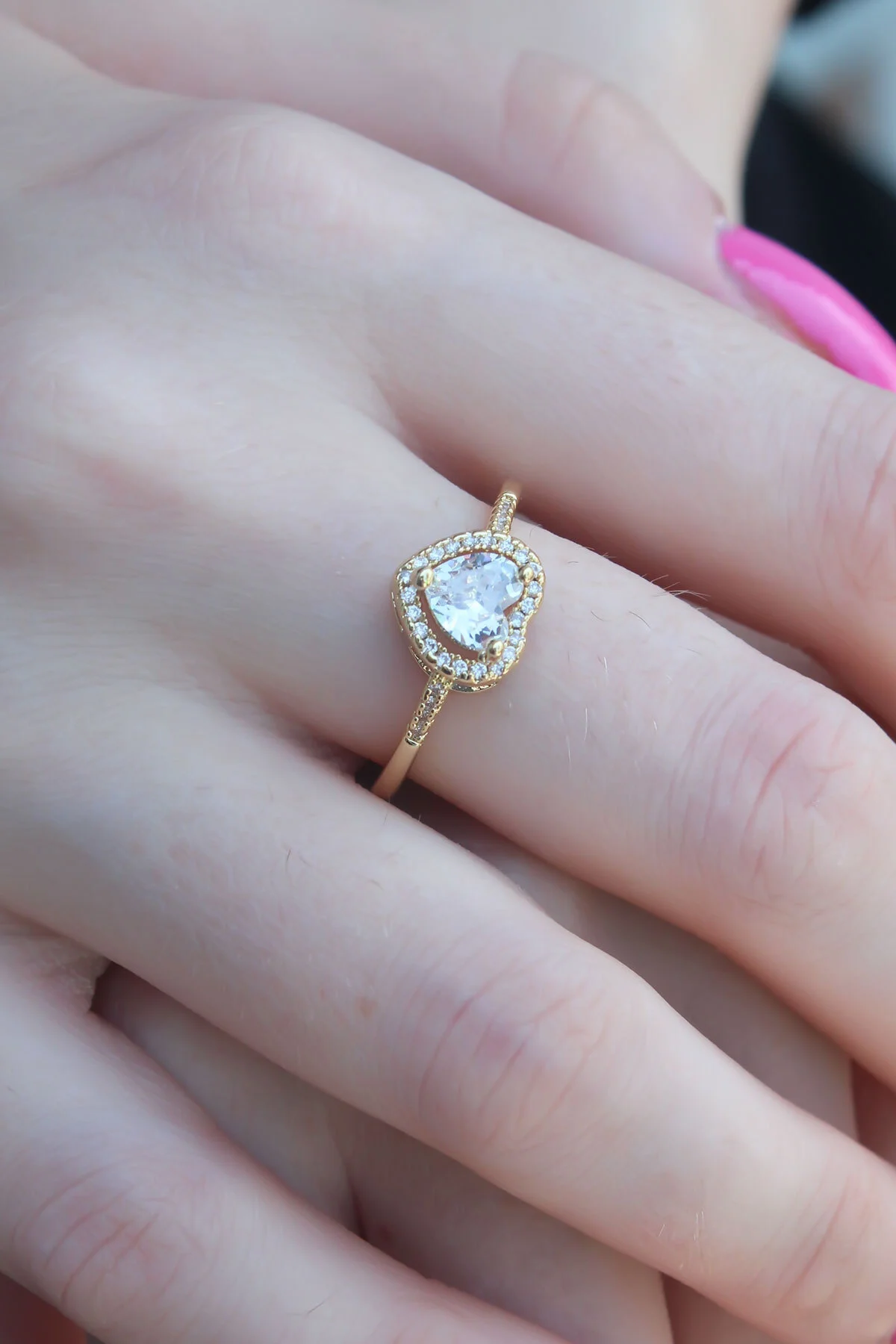 Gold Renk Zirkon Taşlı Kalp Model Charm Pirinç Kadın Yüzük - Lisi