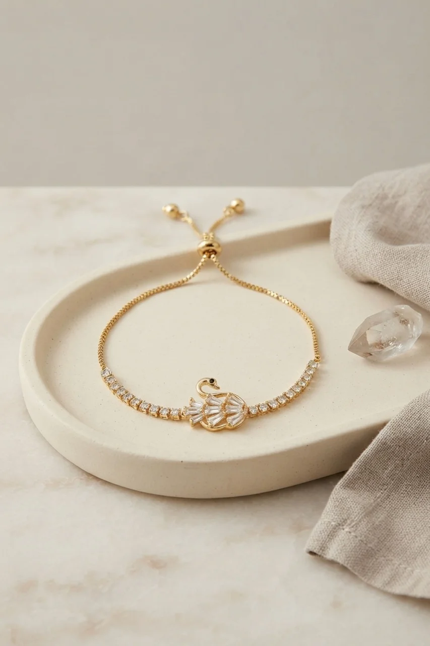 Gold Renk Zirkon Taşlı Pirinç Kuğu Model Asansörlü Bileklik - Lisinya Diğer