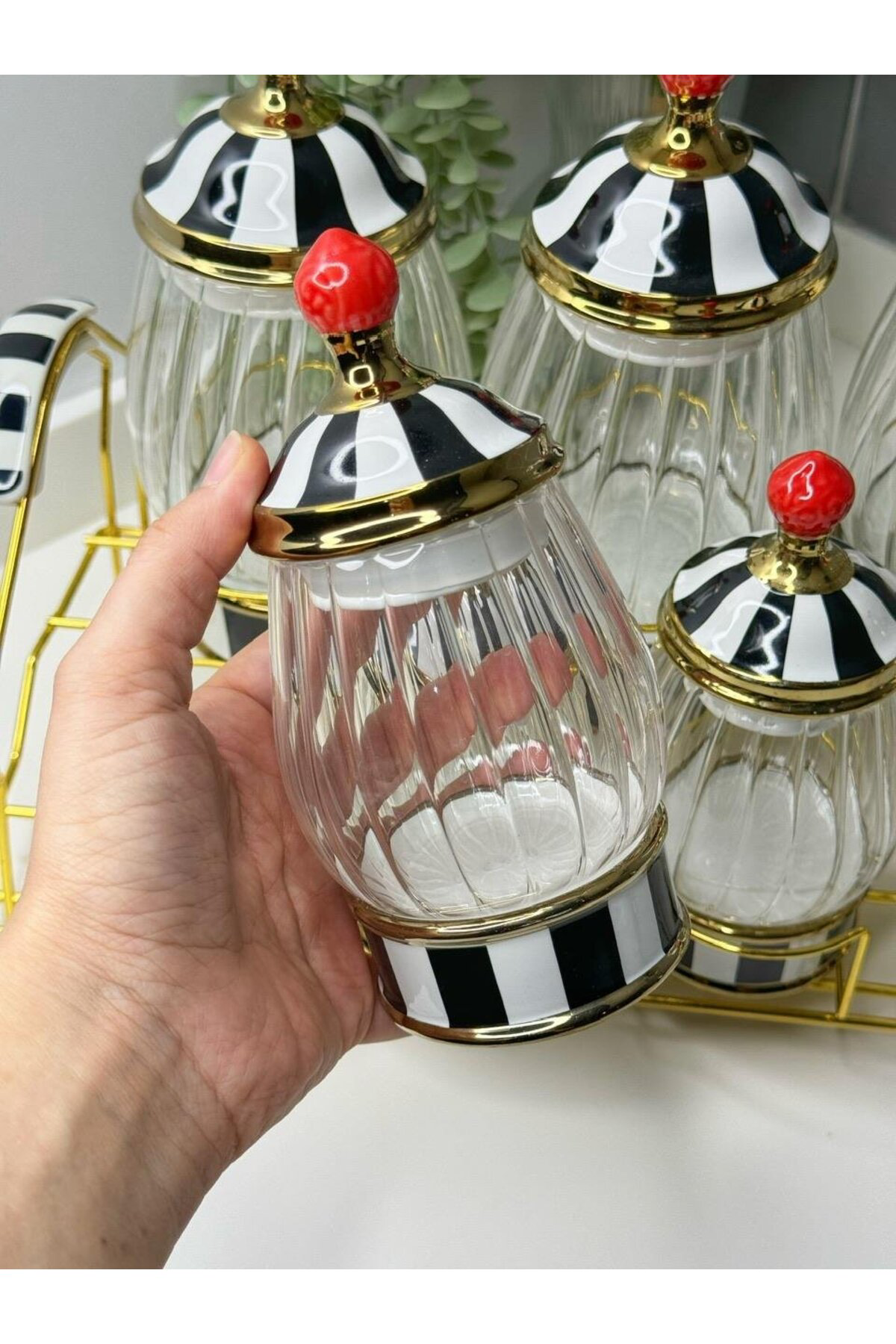 Elif Aksesuar Gold Standli Porselen Baharat Takimi Siyah Beyaz Kirmizi