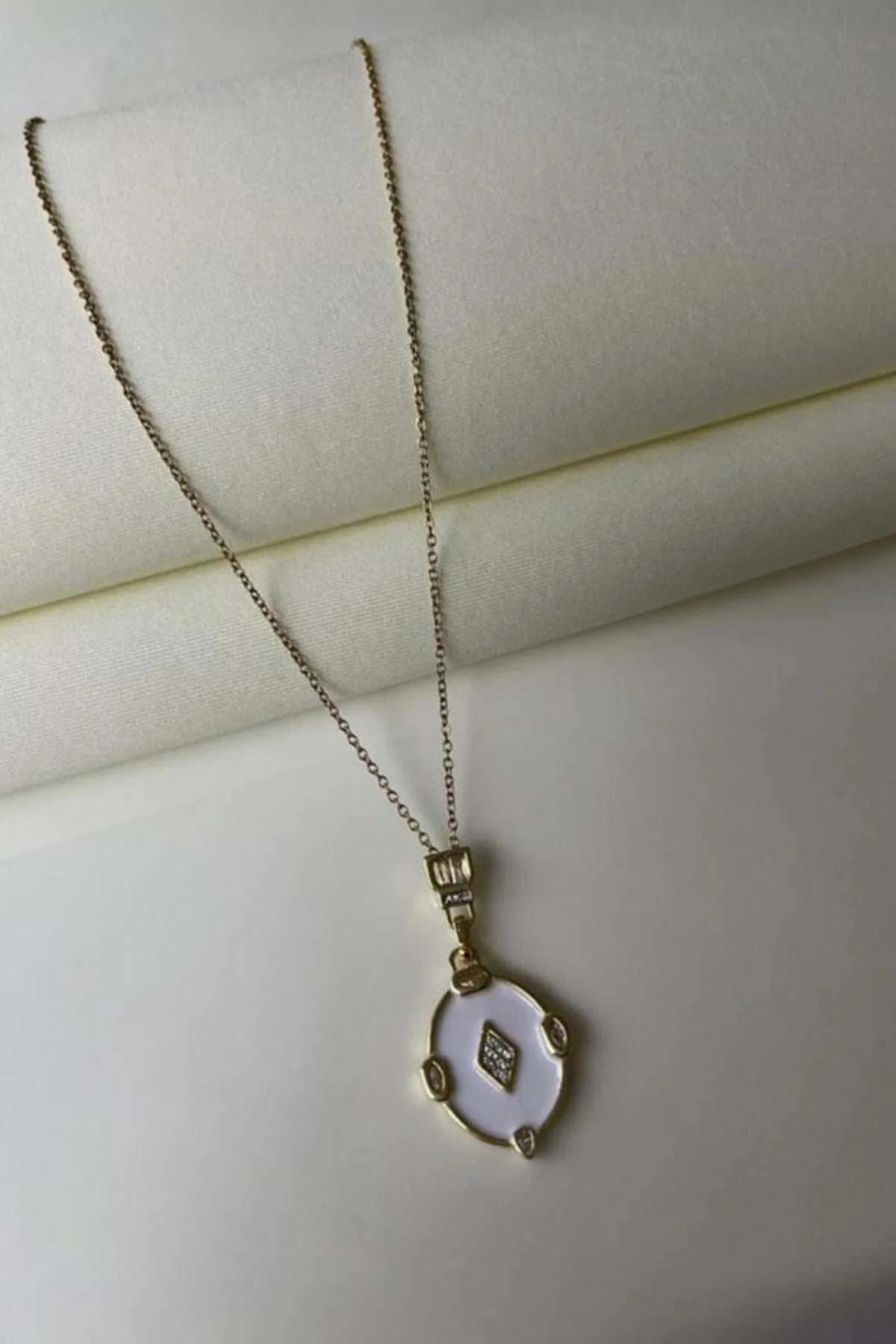 Gold Zirkon Taşlı Oval Kolye