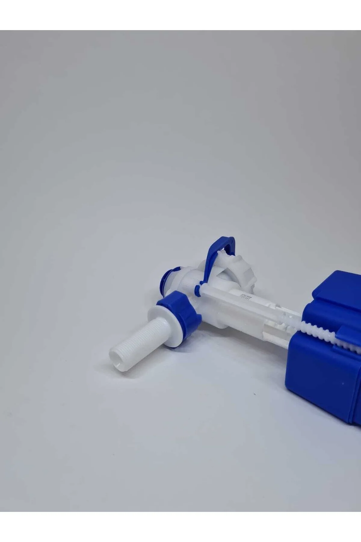Gömme Rezervuar Flatör 3 Farklı Bağlantı Aparatlı Gömme Rezervuar Flatör 3 Farklı Bağlantı Aparatlı