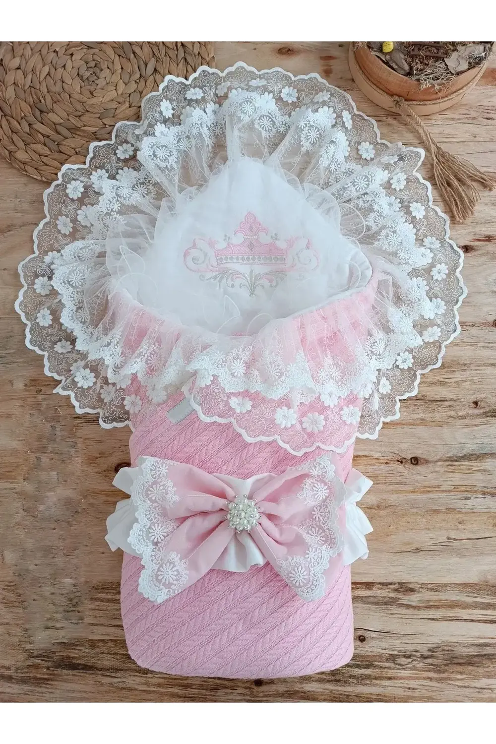 Göz Alıcı İncili Güpür Bebek Battaniyesi Pembe