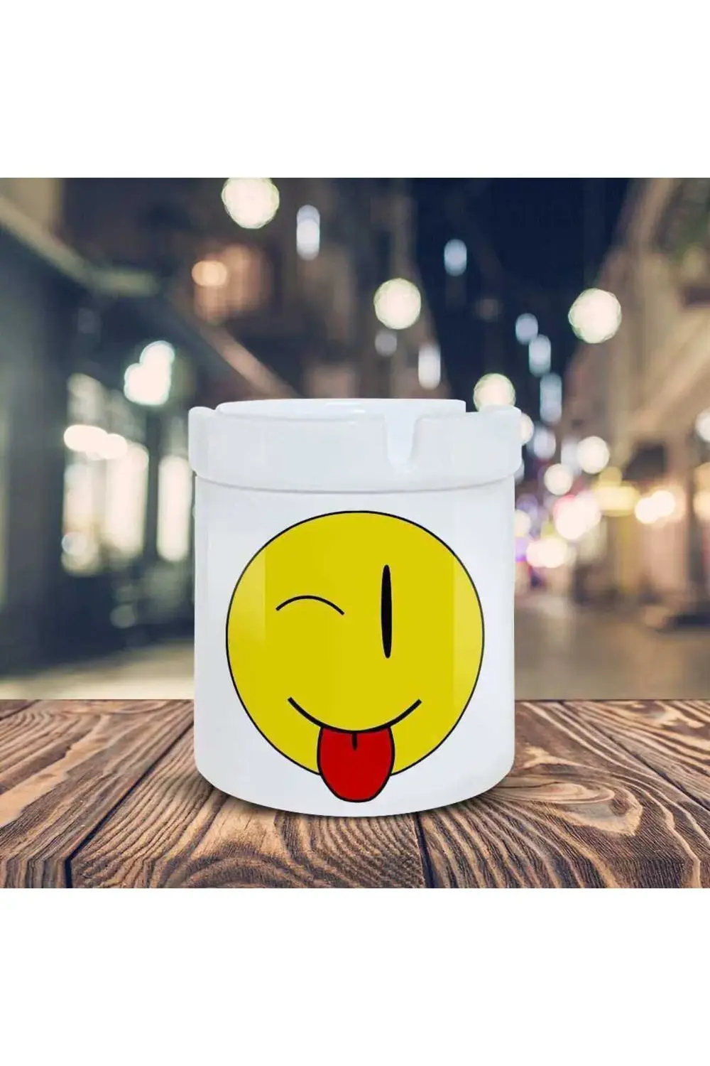 Göz Kırpan Gülen Yüz Baskılı Seramik Küllük Kül Tablası-201456