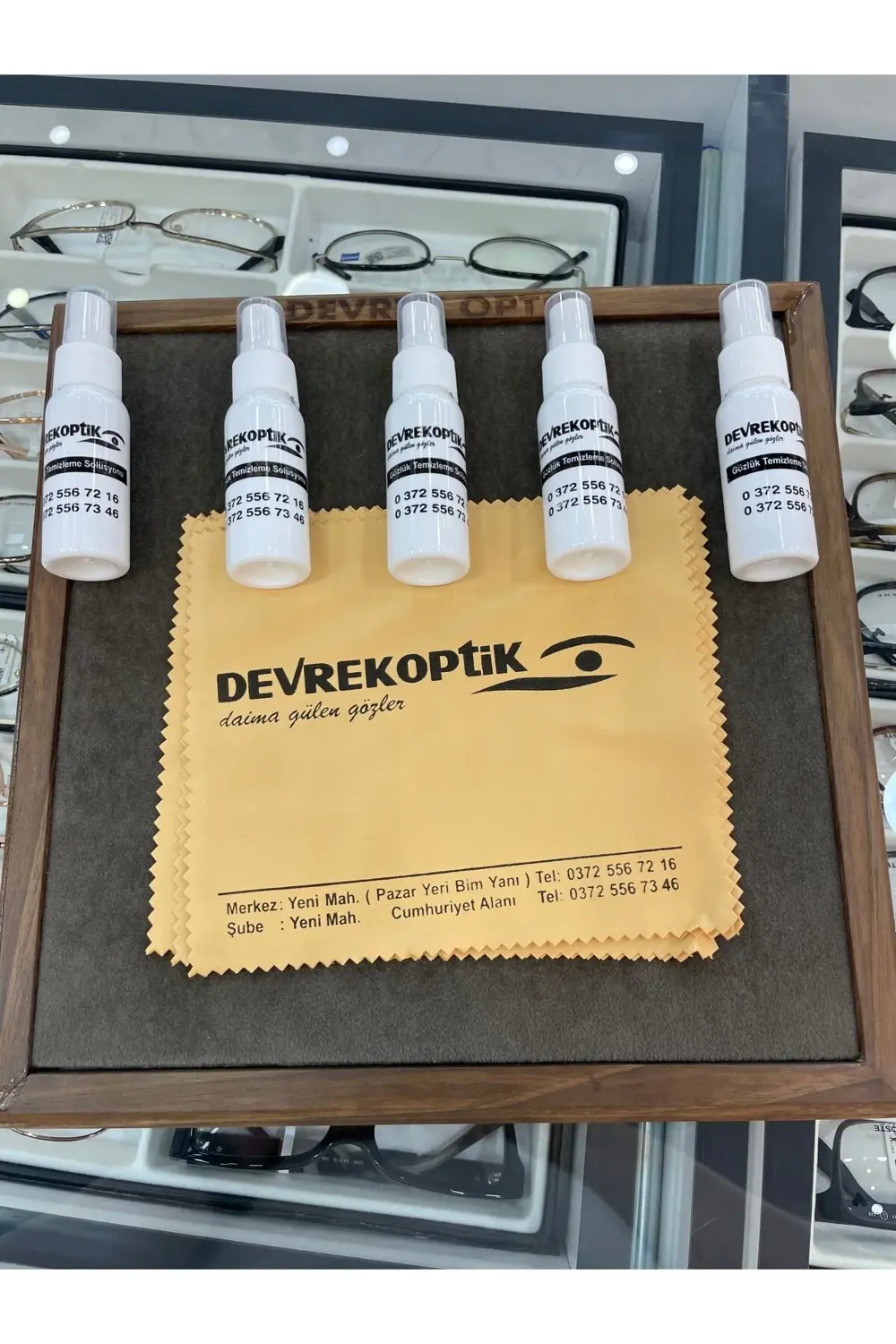 GÖZLÜK SPREY 5 Lİ BEZ VE SPREY SET