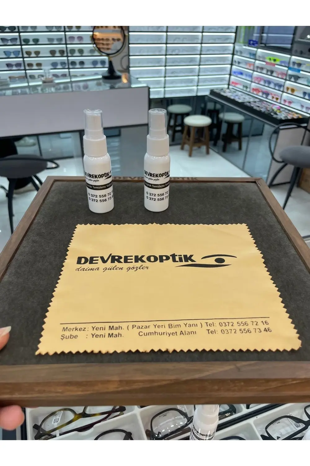 GÖZLÜK SPREY SET 2 Lİ BEZ VE SPREY