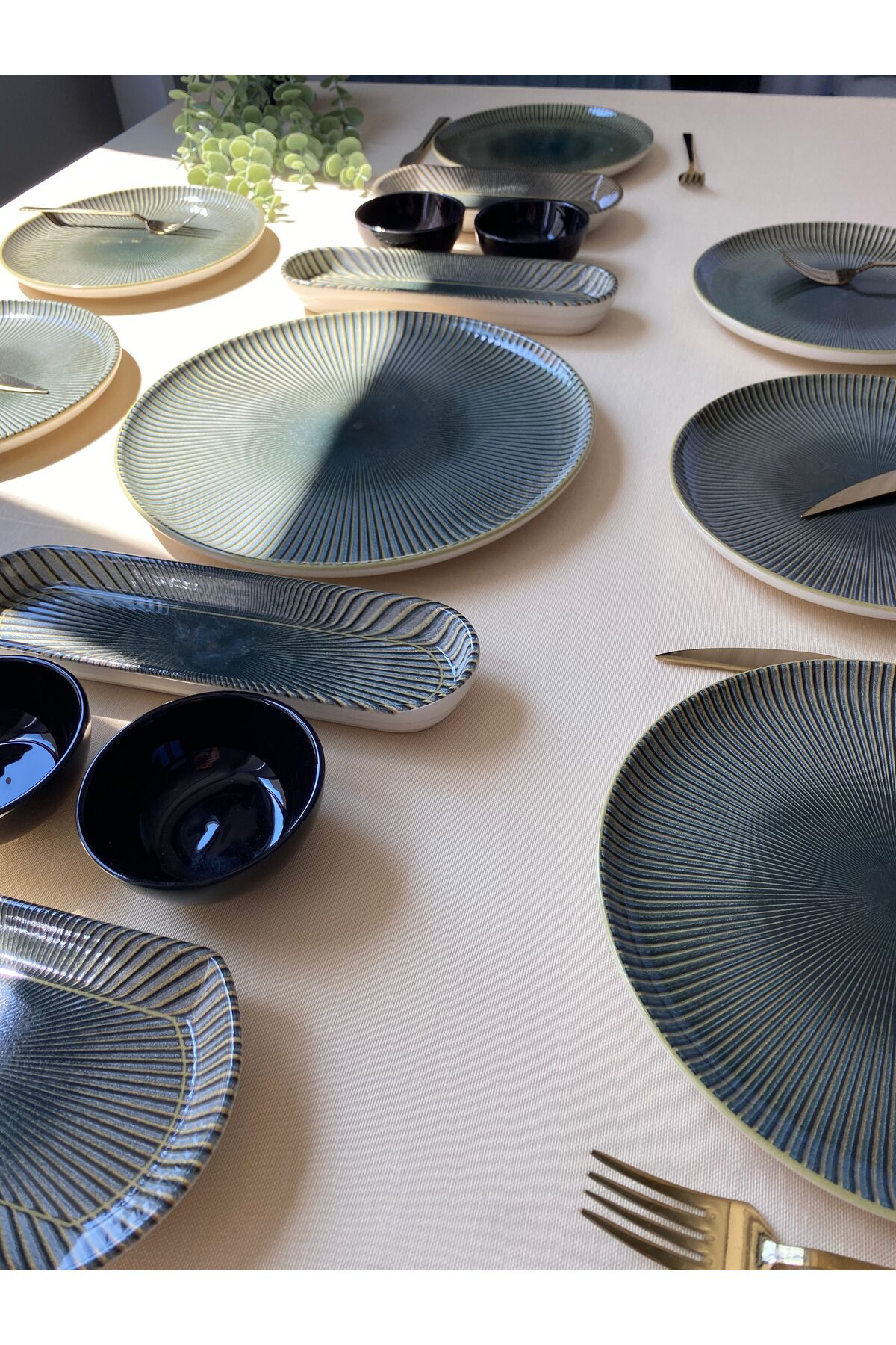 Green Gold 8 Kişilik 17 Parça Kahvaltı Takımı