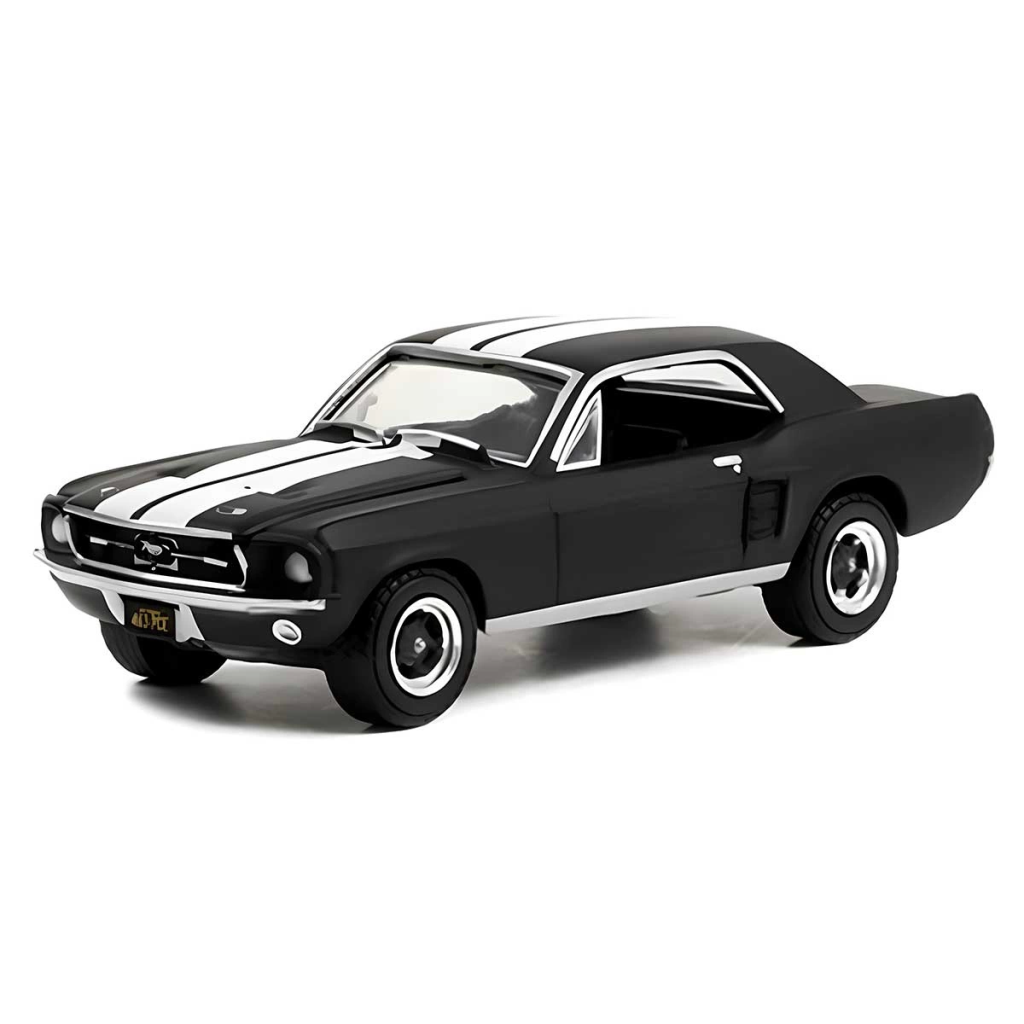 Greenlight 1:64 1967 Ford Mustang Coupe In Black With White Strip Greenlight 1:64 1967 Ford Mustang Coupe In Black With White Strip