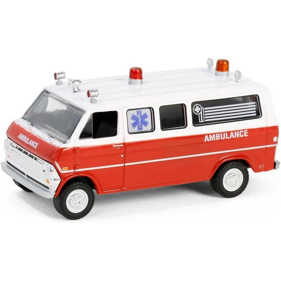 Greenlight 1/64 Hollywood Series 42- 1970 Ford Club Wagon Ambulan