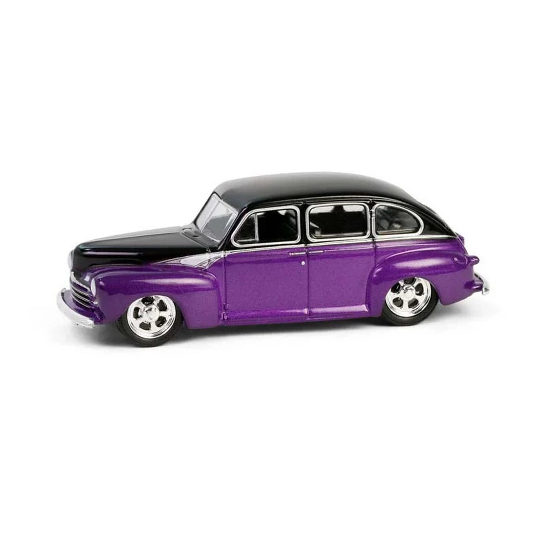 Greenlight 1/64 California Lowriders Series 6- 1946 Fordor Super