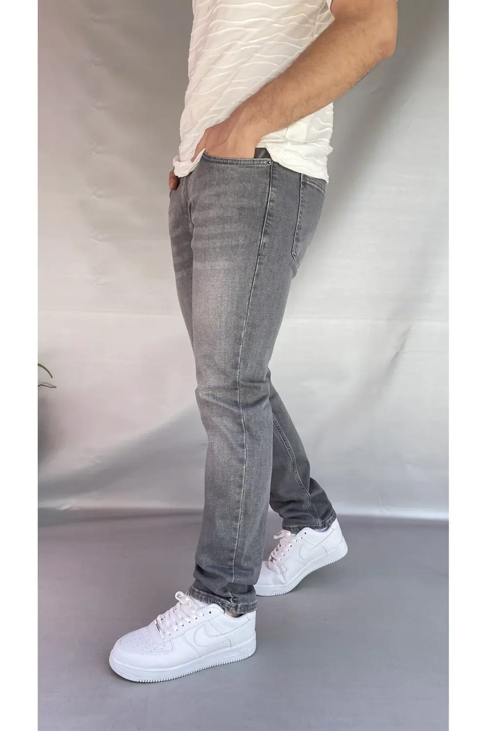 Gri Düz Slim Fit Jean