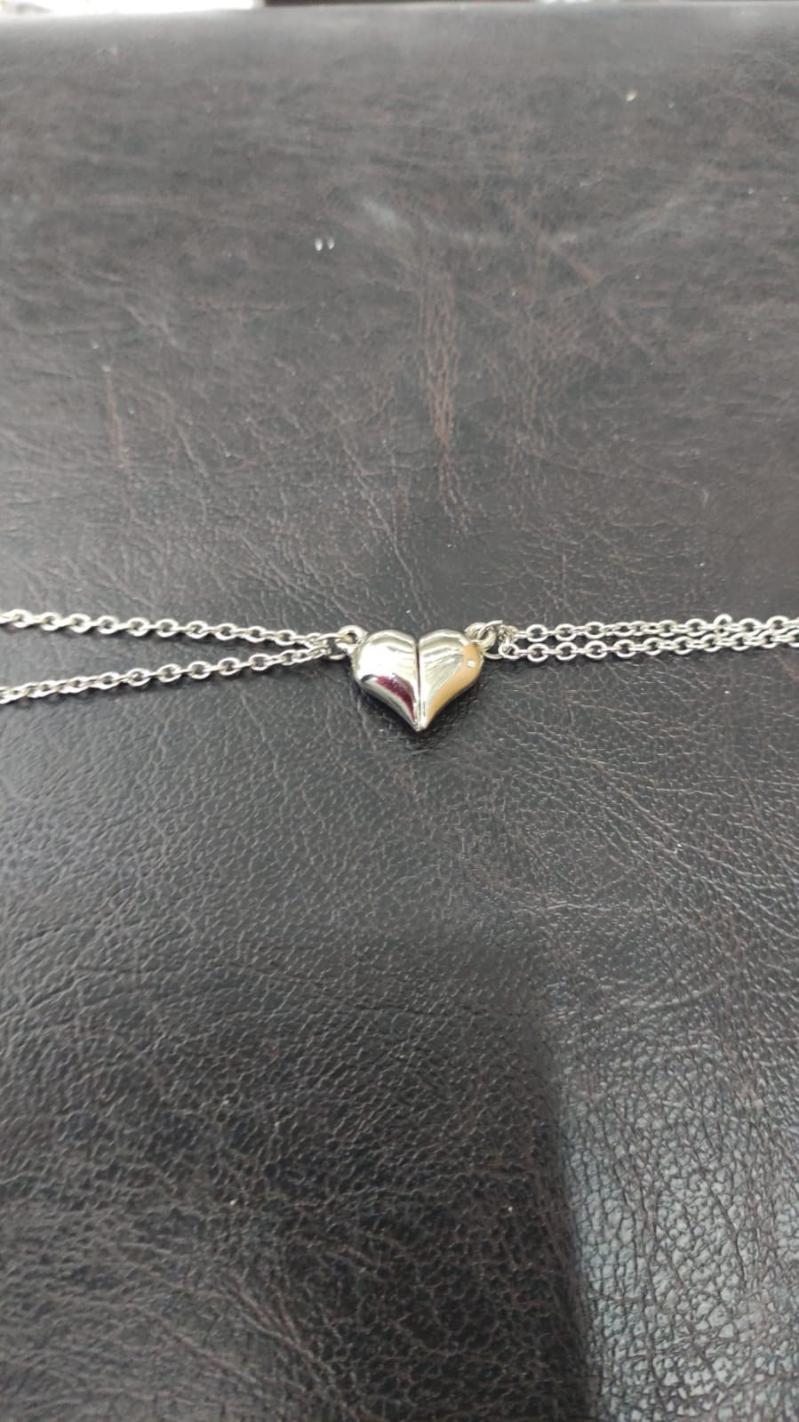 Gri Iki Adet Mıknatıslı Kalp Sevgili Metal Bileklik  Hediyelik Ak