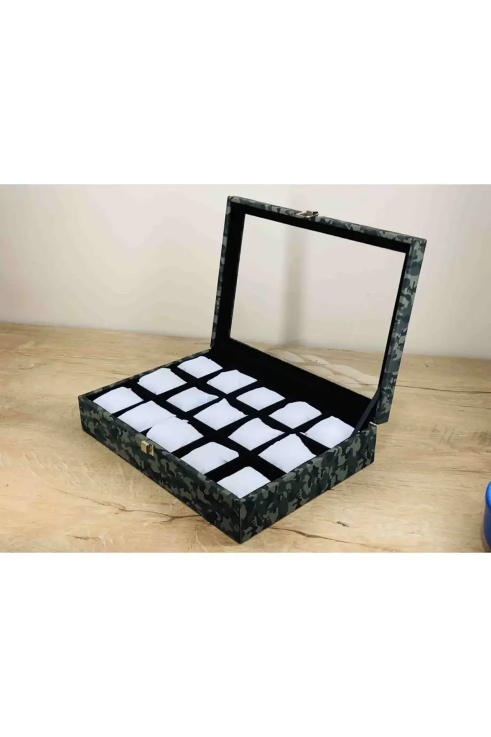 Gri Kamuflaj Renkli15 Kol Saati Kapasiteli Beyaz Yastıklı Büyük B