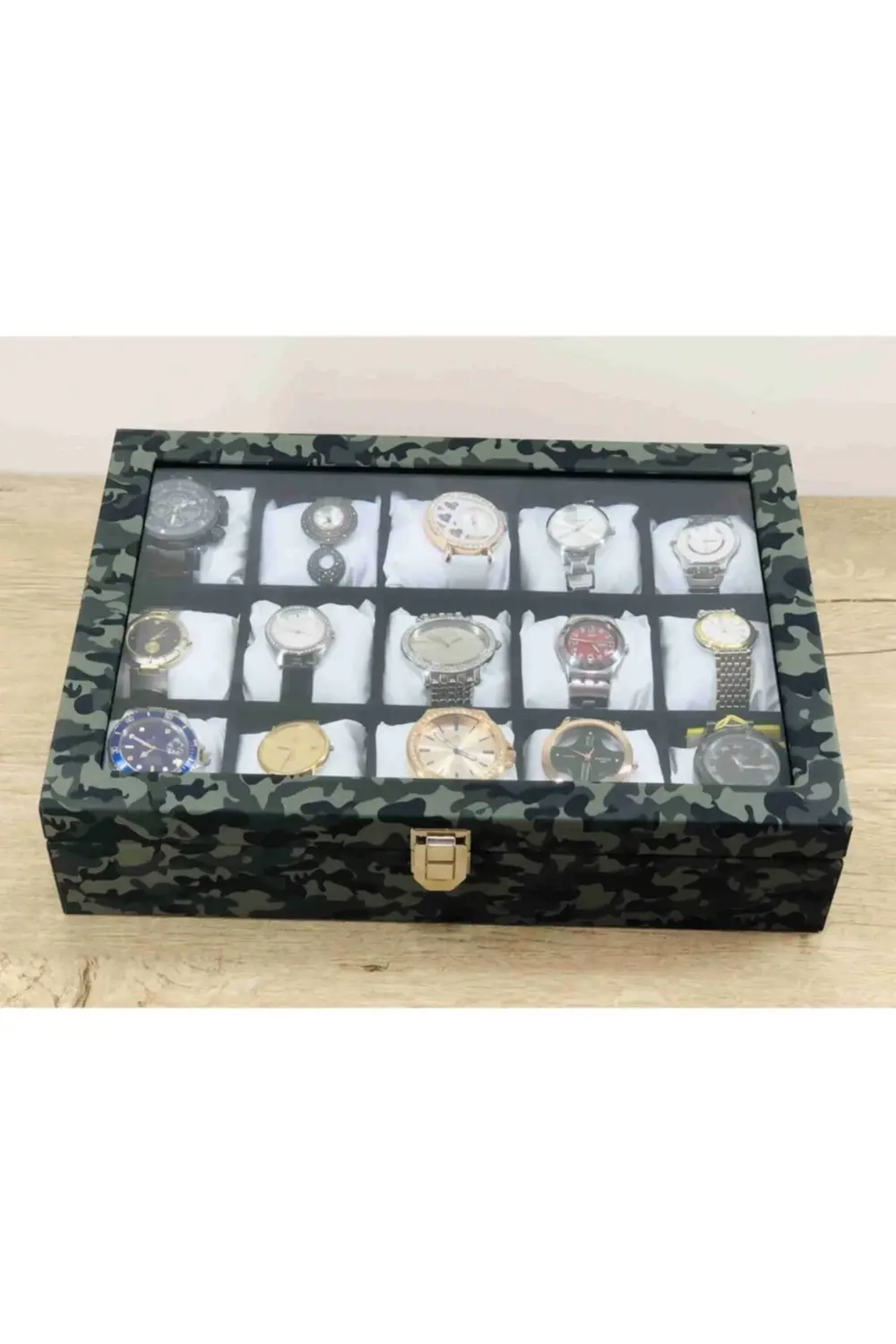 Gri Kamuflaj Renkli15 Kol Saati Kapasiteli Beyaz Yastıklı Büyük B