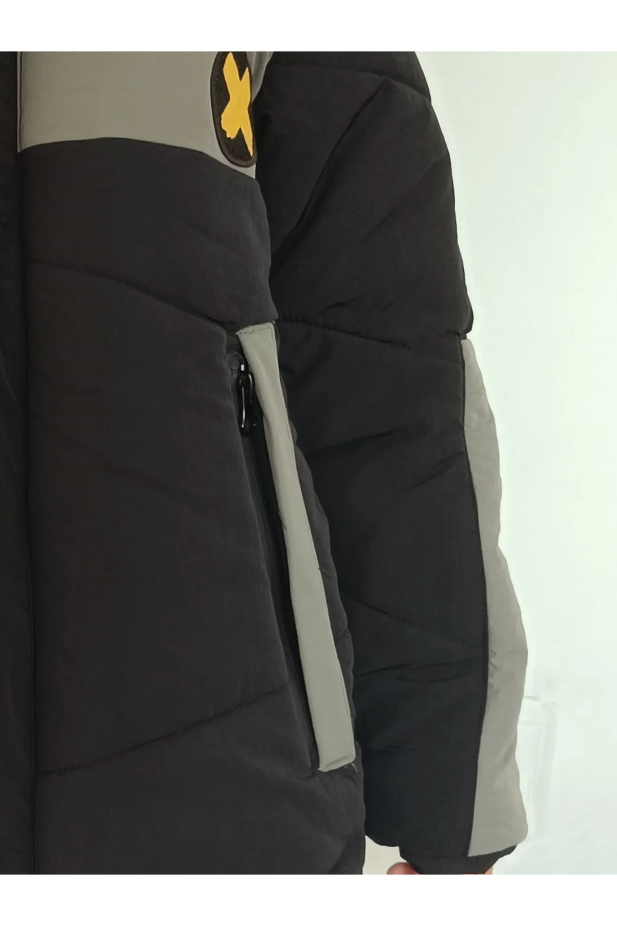 Gri Siyah Su Geçirmez Parçalı Elyaflı Unisex Çocuk Mont