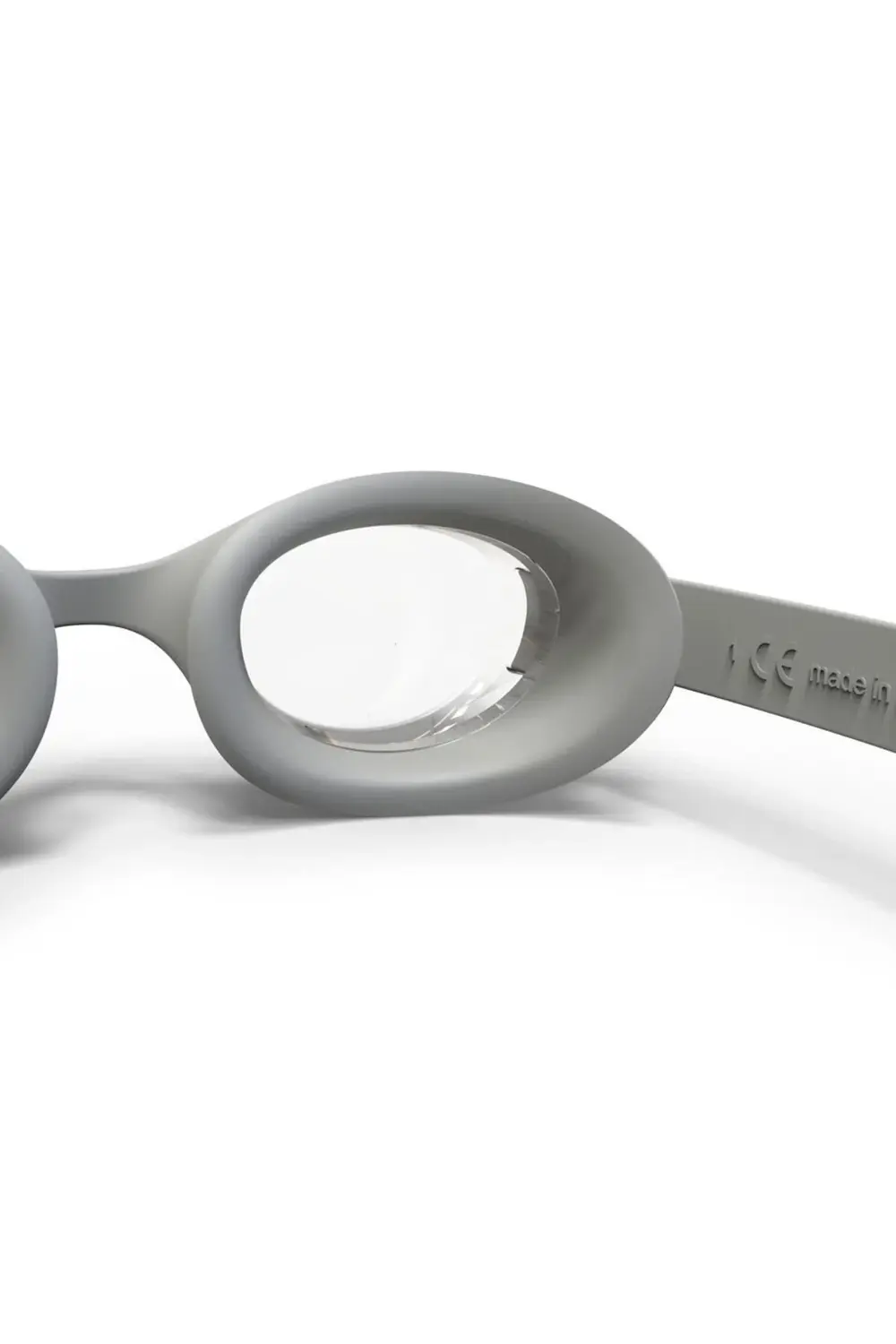 Gri Yüzücü Gözlüğü