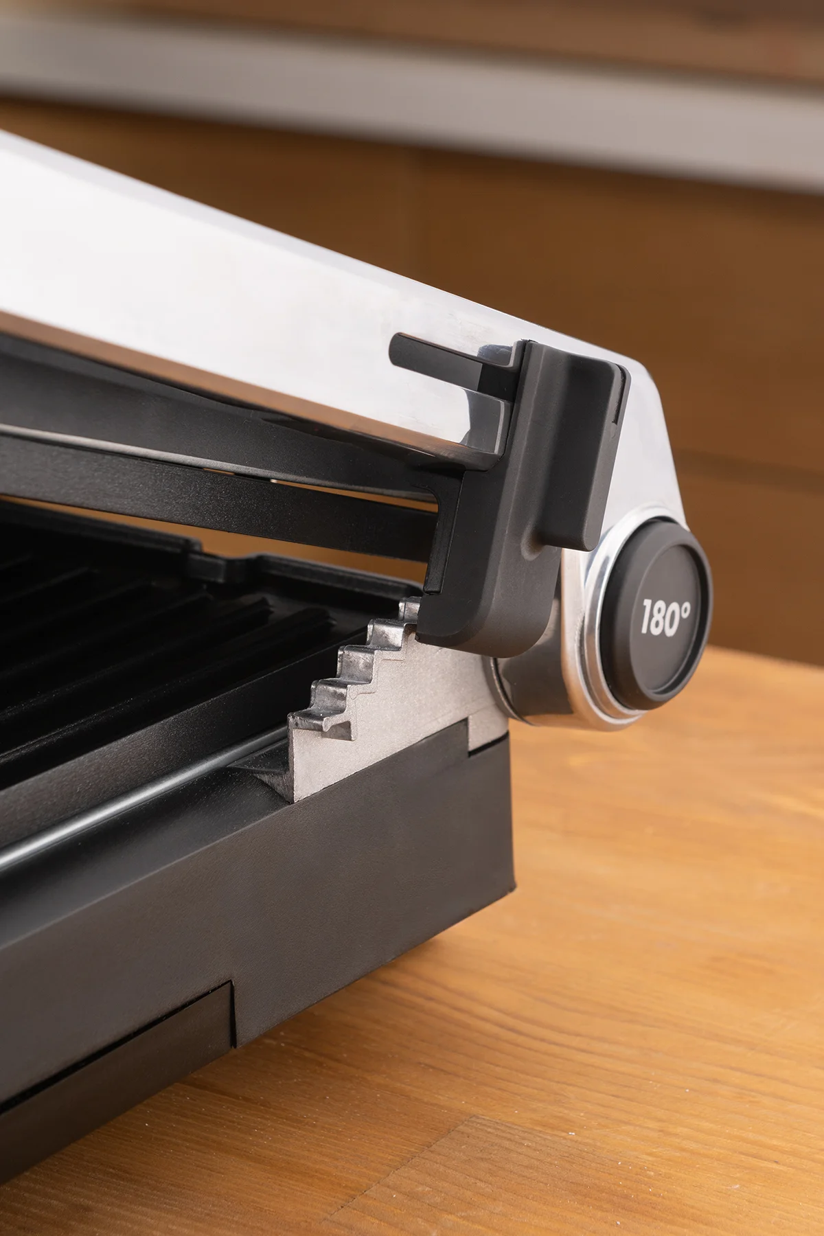 Grillmaster Inox Döküm Izgara Ve Tost Makinesi 6 Dilim Kapasiteli