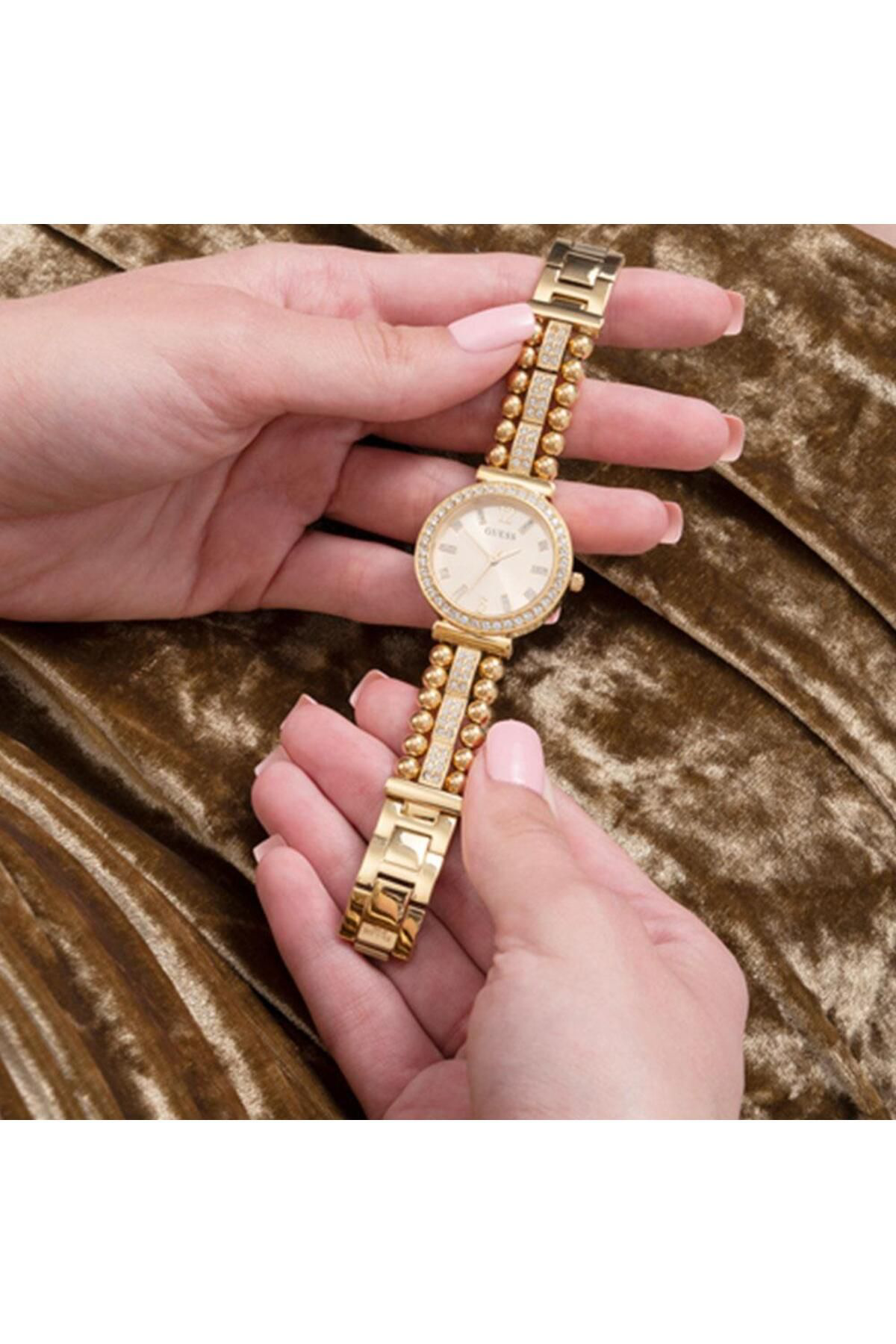 Guess Gugw0401l2 Çelik Kasa Çelik Kordonlu Kadın Kol Saati Guess Gugw0401l2 Çelik Kasa Çelik Kordonlu Kadın Kol Saati Fiyatı, Yorumları ve Özellikleri