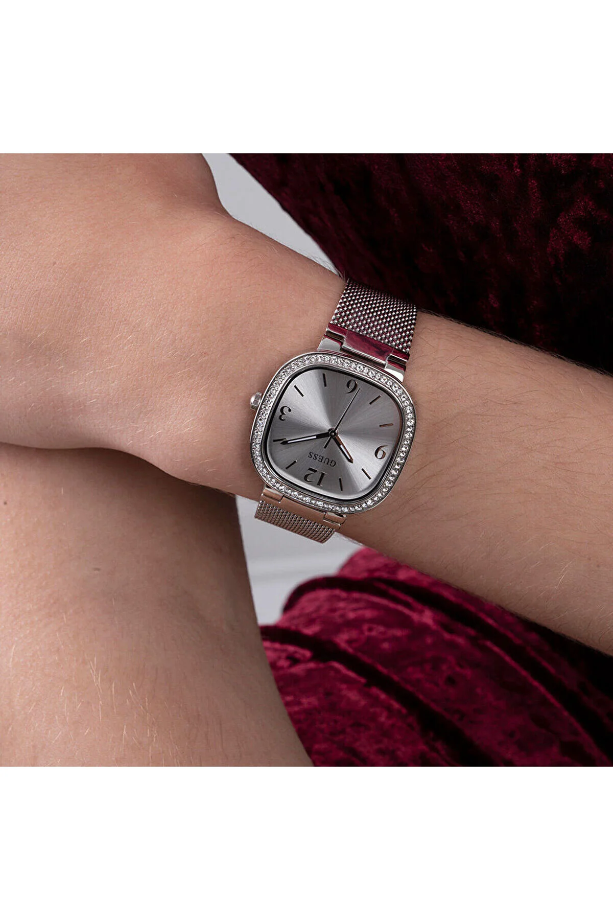 GUGW0354L1 Kadın Kol Saati