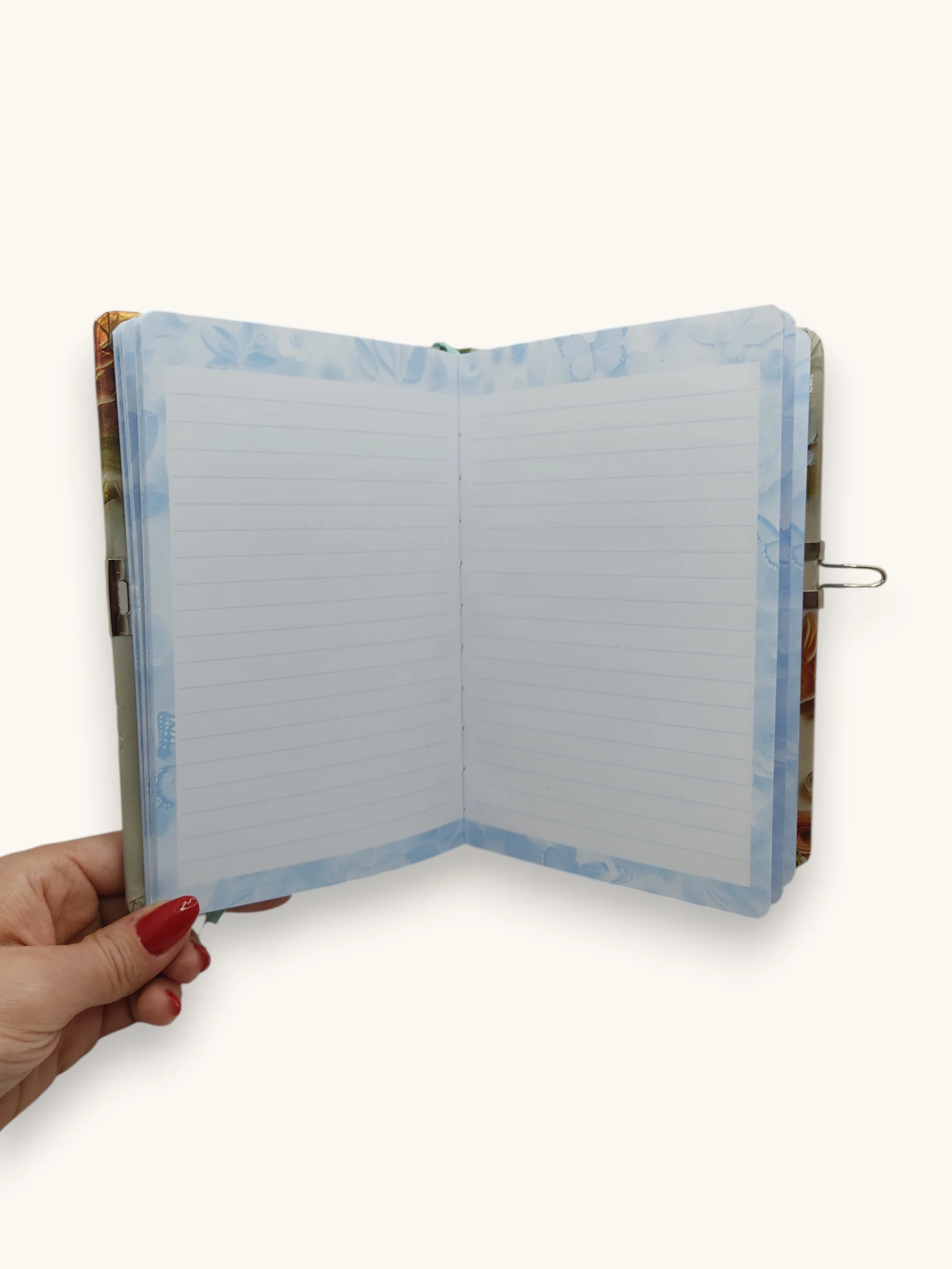 Gül Çiçek Desenli Hatıra Defteri (Günlük) Kilitli Defter 80 yapra