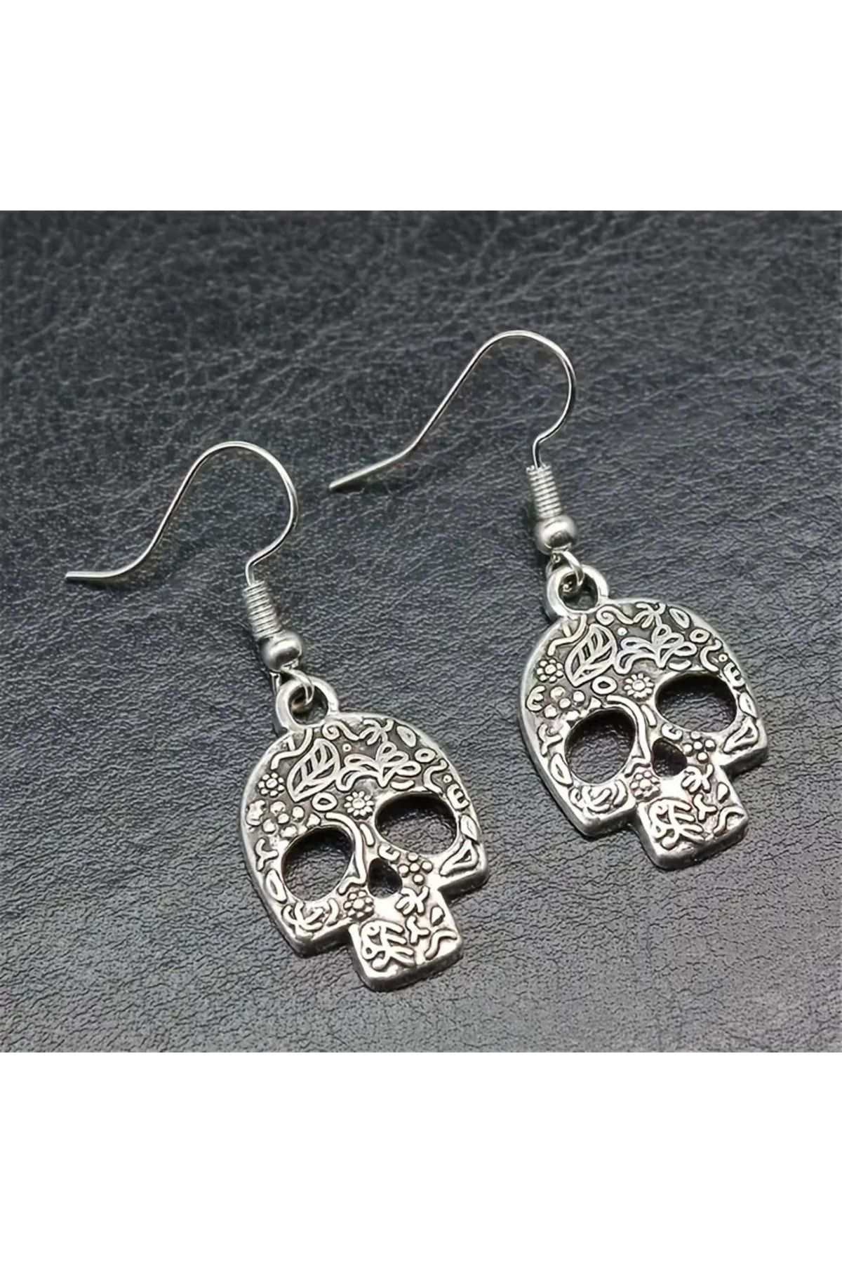 Gümüş Alaşım Kurukafa Gotik Küpe 4 x 2 cm