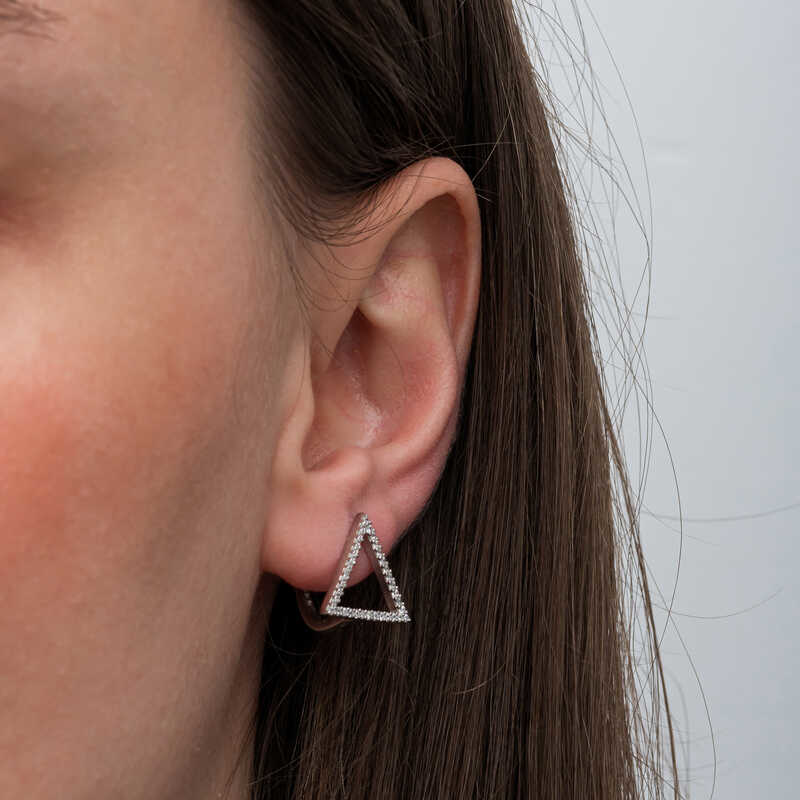 Gümüş Beyaz Taşlı Üçgen Küpe SL6688 Gümüş Beyaz Taşlı Üçgen Küpe SL6688