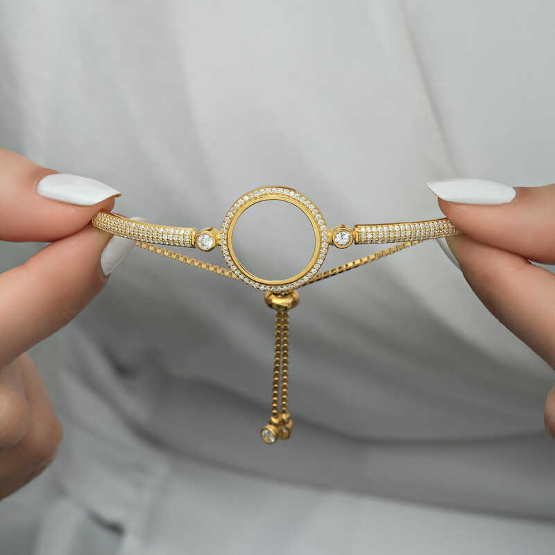 Stillove Gümüş Çeyrek Takılabilen Altın Kaplama Kadın Bileklik T6523 Stillove Gümüş Çeyrek Takılabilen Altın Kaplama Kadın Bileklik T6523