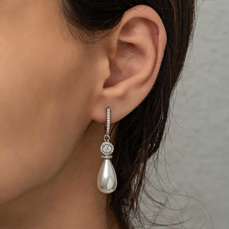 Gümüş Damla İnci Kadın Küpe SL6924 Gümüş Damla İnci Kadın Küpe SL6924