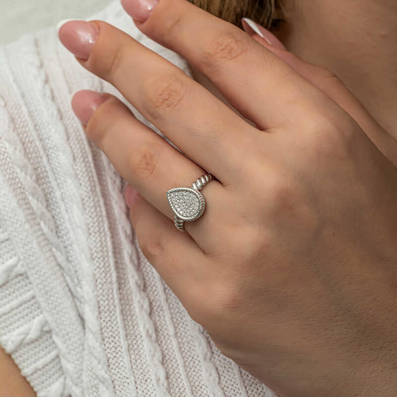 Gümüş Damla Zirkon Taşlı Kadın Yüzük T8885 SL8177