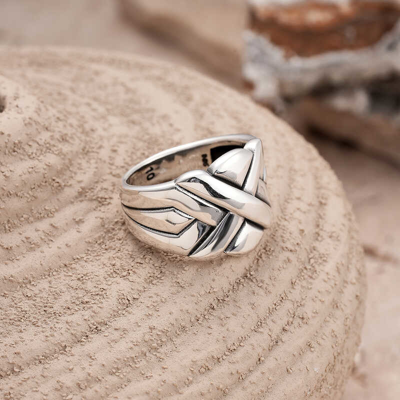 Stillove Gümüş Desenli Erkek Yüzük T7945 Stillove Gümüş Desenli Erkek Yüzük T7945