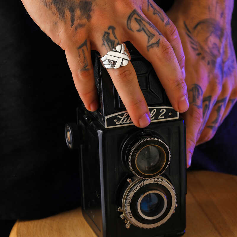 Stillove Gümüş Desenli Erkek Yüzük T7945 Stillove Gümüş Desenli Erkek Yüzük T7945