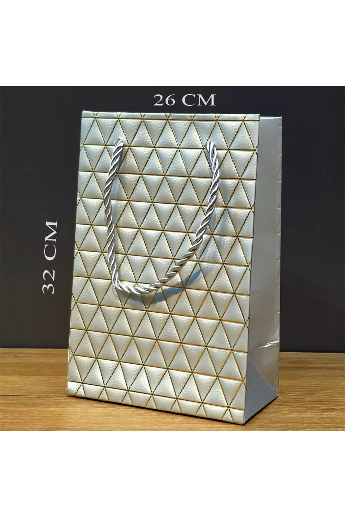Gümüş Geometrik Desenli Büyük Boy Karton Hediye Çantası