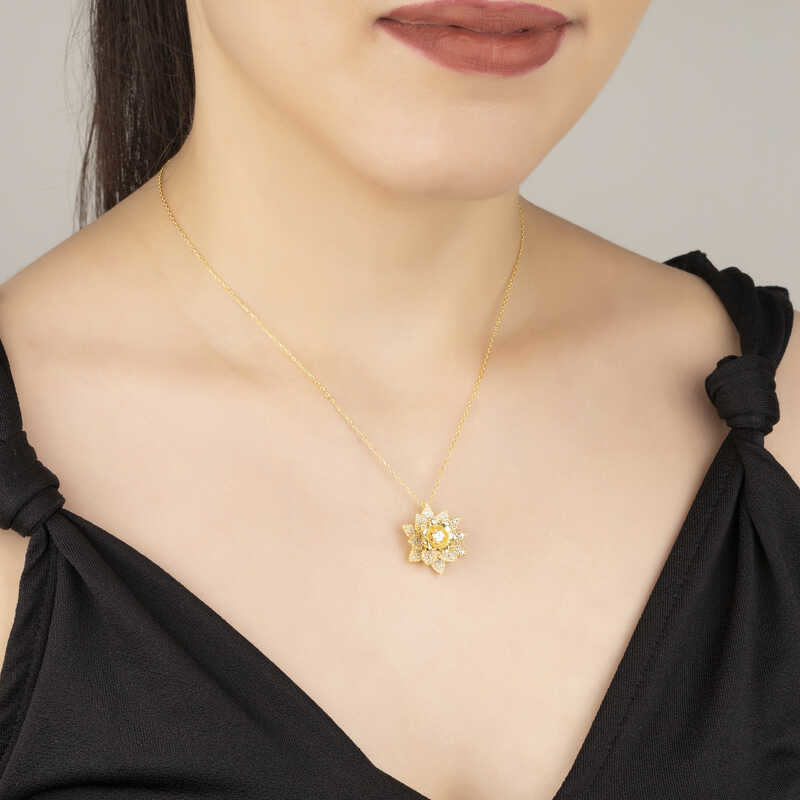 Gümüş Gold Beyaz Taşlı Lotus Çiçeği Kadın Kolye SL5451 Gümüş Gold Beyaz Taşlı Lotus Çiçeği Kadın Kolye SL5451
