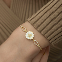 Stillove Gümüş Gold Papatya Bileklik Stillove Gümüş Gold Papatya Bileklik