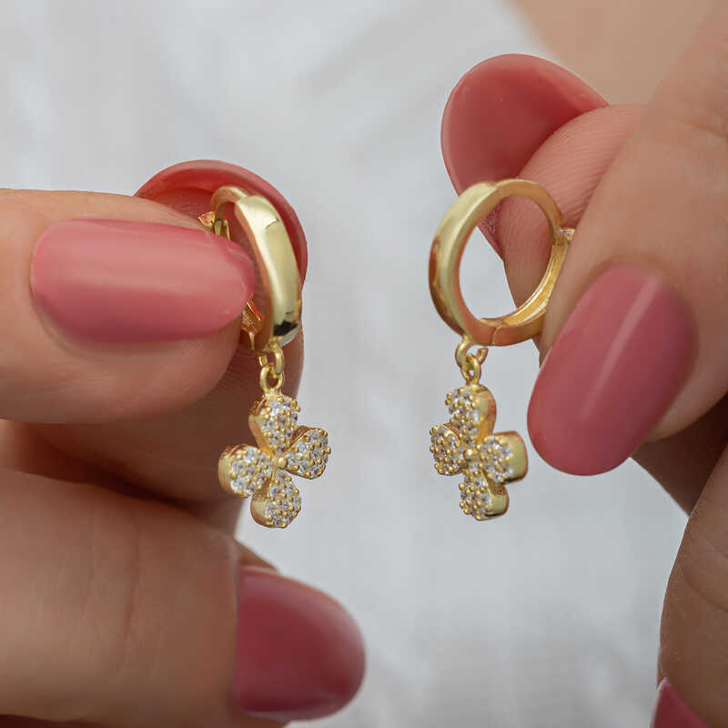 ​Gümüş Gold Sallantılı Yonca Kadın Küpe  SL6589