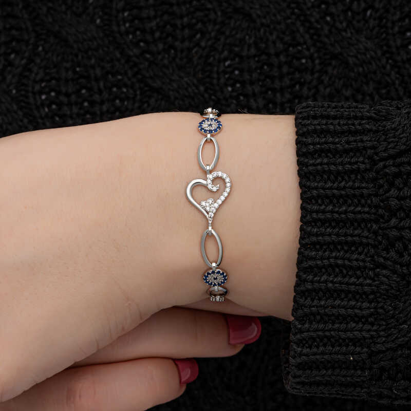 Stillove Gümüş Kalpli Nazar Kadın Bileklik Sl7198 Stillove Gümüş Kalpli Nazar Kadın Bileklik Sl7198