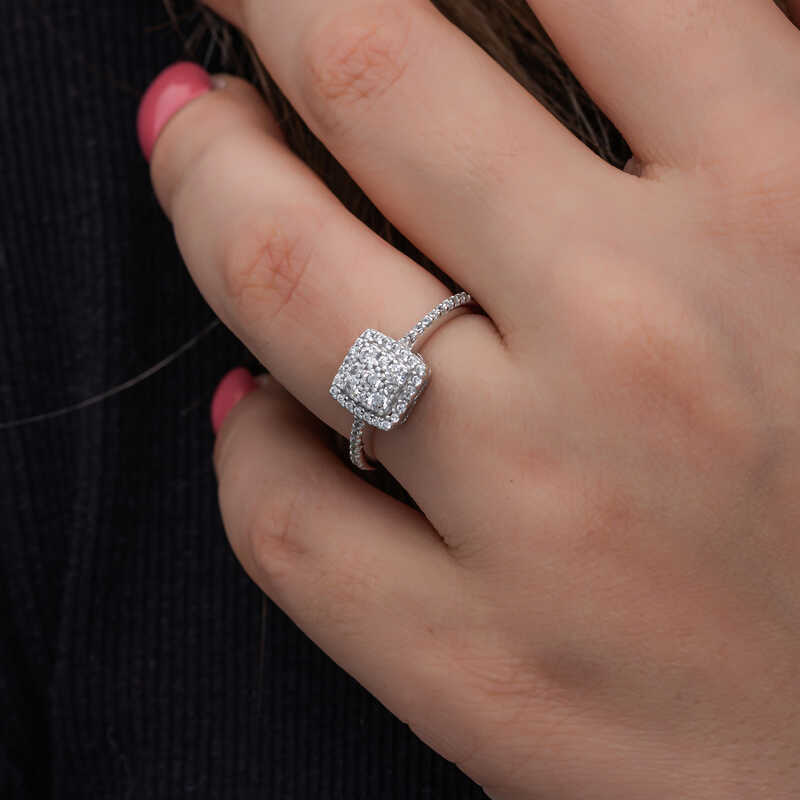 Gümüş Kare Zirkon Taşlı Kadın Yüzük  SL6877