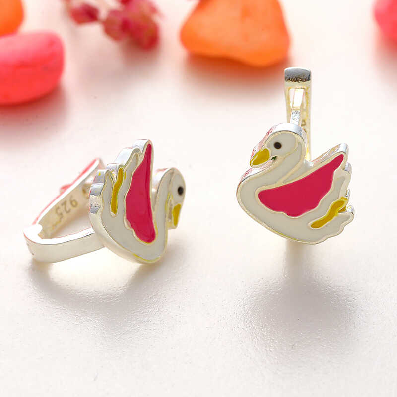 Stillove Gümüş Kuğu Çocuk Küpesi Sl6115 Stillove Gümüş Kuğu Çocuk Küpesi Sl6115