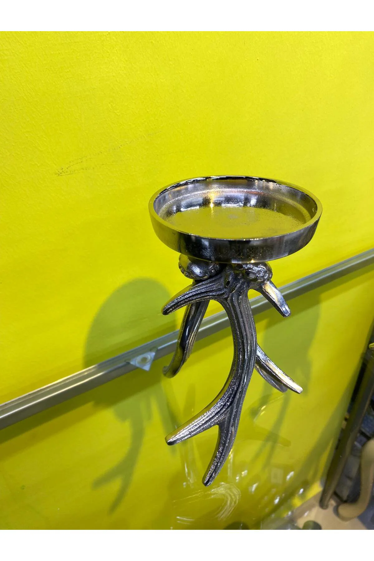 Gümüş Metal Döküm Geyik Boynuzu Mumluk