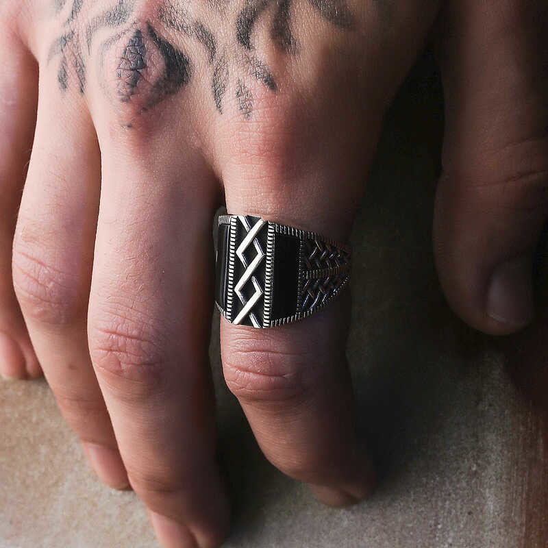 Stillove Gümüş Onikstaşlı Erkek Yüzük Sl5780