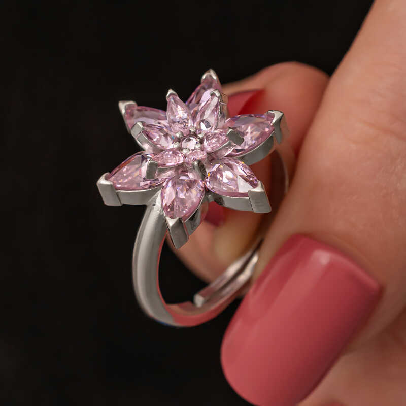 Gümüş Pembe Lotus Çiçeği Kadın Yüzük Gümüş Pembe Lotus Çiçeği Kadın Yüzük