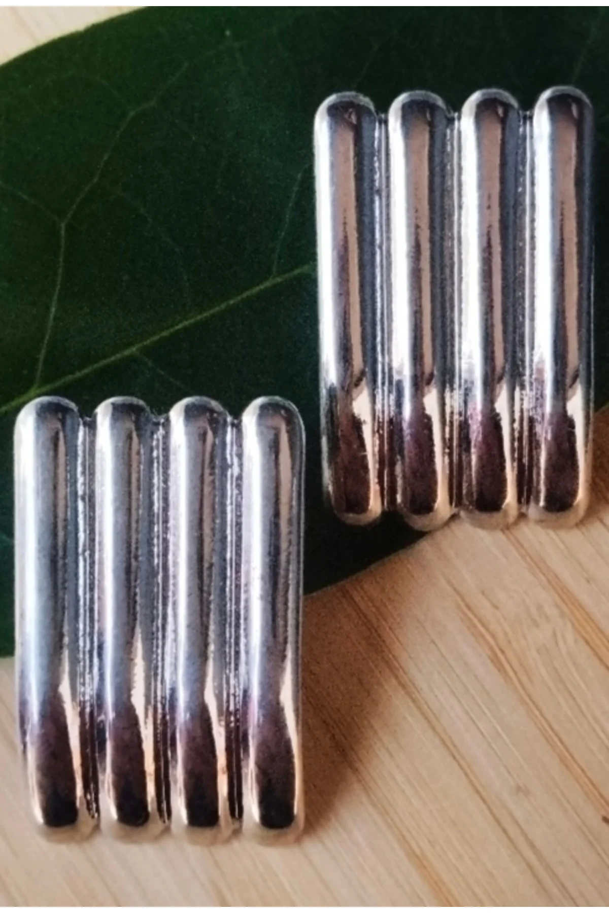 Gümüş Renk Lüks Gösterişli Figürlü Büyük Küpe