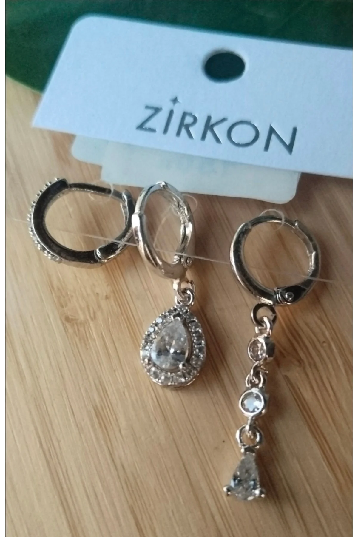 Gümüş Renk Lüks Gösterişli Figürlü Üçlü Küpe