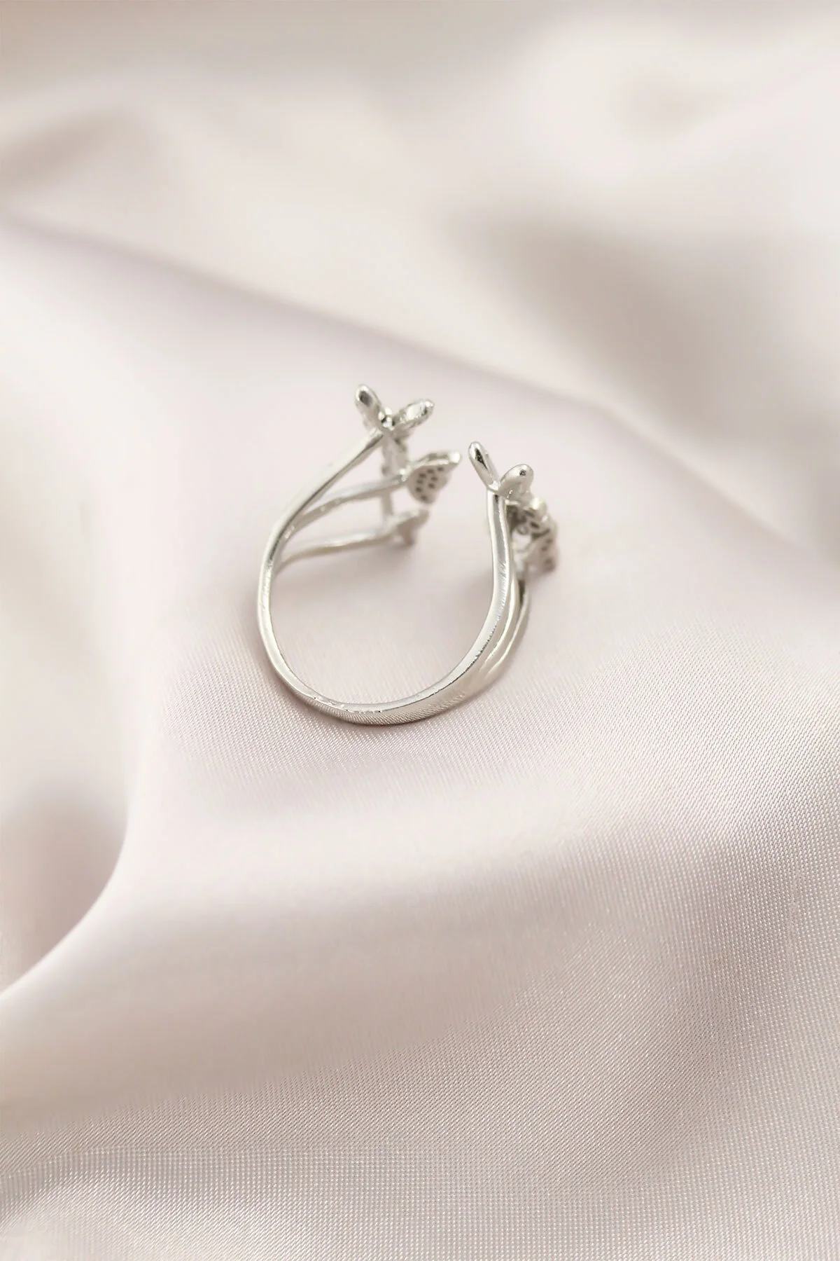 Gümüş Renk Metal Kelebek Model Kadın Yüzük - Lisinya