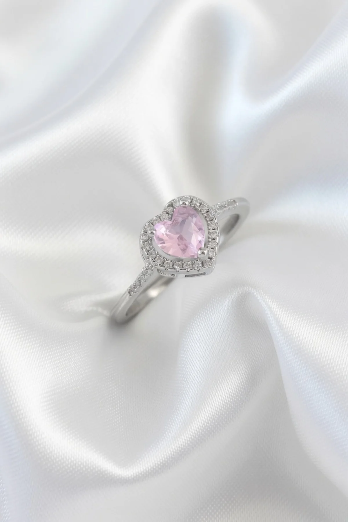 Gümüş Renk Pembe Zirkon Taşlı Kalp Charm Model Pirinç Kadın Yüzük