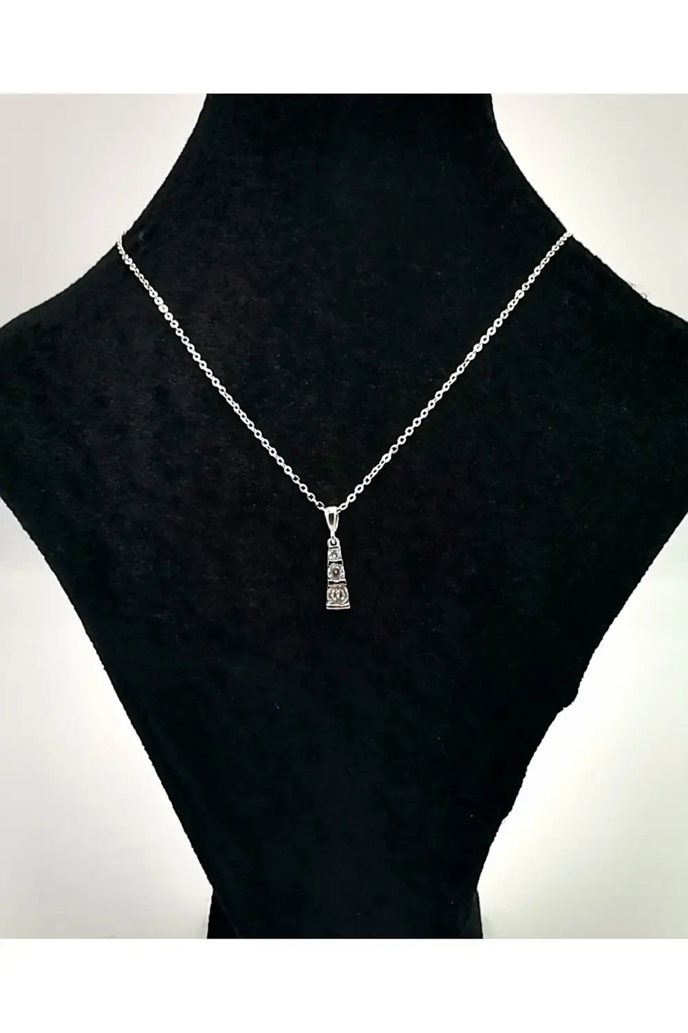 Gümüş Renk Zincirli Figürlü Karamaz Lüks Kolye