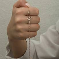 Stillove Gümüş Rose Kalpli Tektaş Kadın Bileklik Stillove Gümüş Rose Kalpli Tektaş Kadın Bileklik